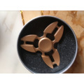 2017 Nouveau bout du doigt gyro spinner fidget main fidget spinner jouet produit Chaud bébé jouet coloré